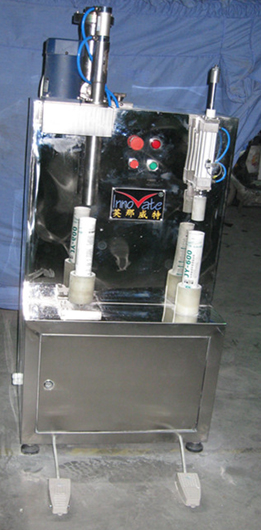 300ml Silica Gel Filling & Pressure-cap Sealing Machine